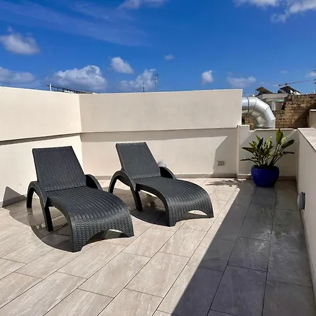 Dome Penthouse Lägenhet