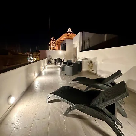 Dome Penthouse * Mosta