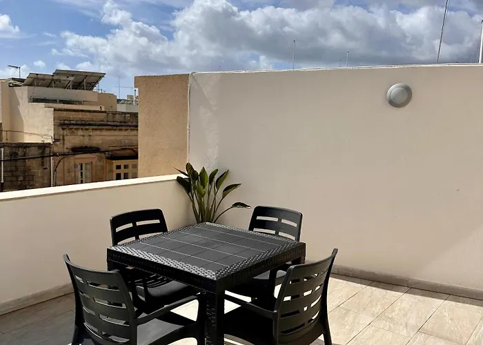 Dome Penthouse Apartament Mosta